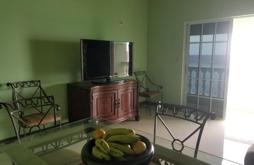 Tower Isle Apartment | La Mer