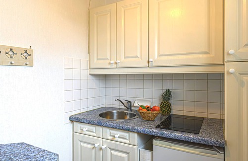 La Trinite-sur-Mer Apartment | La Meunerie by Interhome