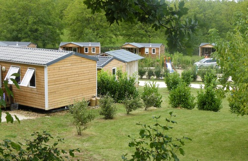 Le Buisson-de-Cadouin House | La Noix de Pécan'y - Mobil home Look Chalet "Le Herisson" -