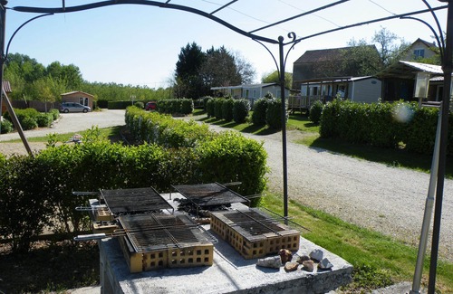 Le Buisson-de-Cadouin House | La Noix de Pécan'y - Mobile home Bois L'hirondelle