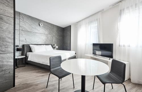 Como Apartment | La Perla by Sedar