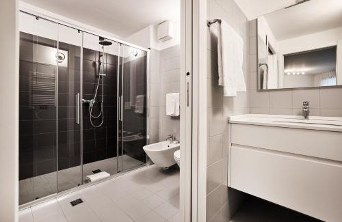 Como Apartment | La Perla by Sedar