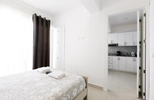 Bavaro Apartment | LA PERLA STUDIOS with ROOFTOP POOL and SPA - PLAYA LOS CORALES