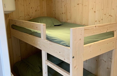 Saint-Affrique Cabin | La Petite Auberge Insolite, une Aventure Insolite Dans D'anciens box à Chevaux