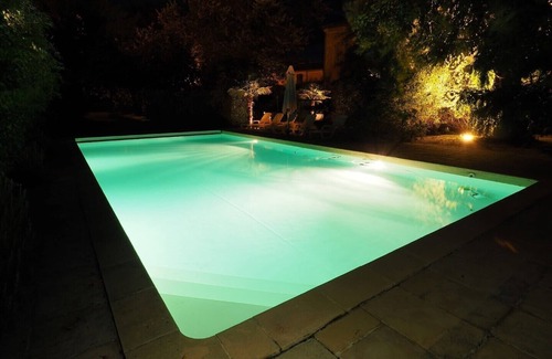 Condom Apartment | La Petite Gensac - La Cathedrale Apartment. Sleeps 6