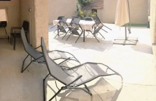 Haroue House | La Petite Maison