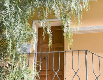 Ghilarza House | La Piazzetta Affittacamere