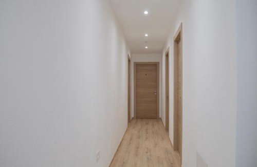 Ghilarza House | La Piazzetta Affittacamere