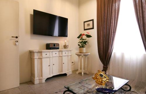 Pietrasanta Apartment | La Piccola Atene Musa Centro Storico Pietrasanta