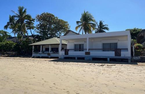 Ambondrona Apartment | La Plage
