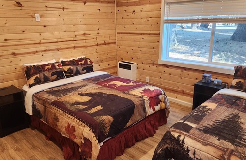 La Porte Cabin | La Porte Union Hotel Cabin A