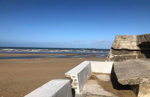Saint-Come-de-Fresne Apartment | La Proue, Appt Avec Terrasse à 60m de la mer