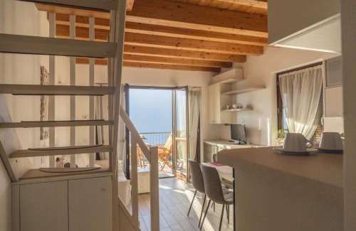 Pieve Apartment | La Quiete 61 Balcony Lux