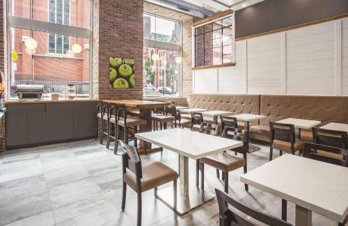 Downtown Baltimore Hotel | La Quinta by Wyndham Inner Harbor Downtown