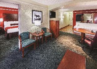 Weatherford Hotel | La Quinta by Wyndham Weatherford