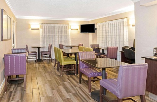 Wichita Falls Hotel | La Quinta Inn by Wyndham Wichita Falls Event Center North