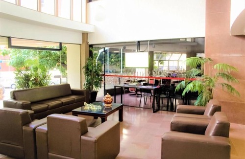 West Sector Apartment | La Residence Flat Hotel