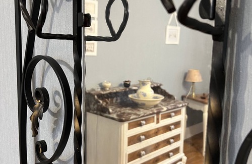 Purgerot Bed & Breakfast | La Romantique