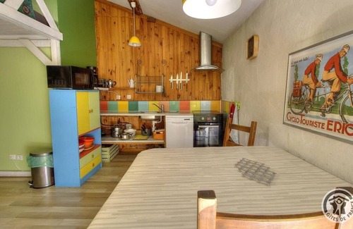 Vaulx En Velin Village Apartment | La Roue Arrière - VAULX EN VELIN