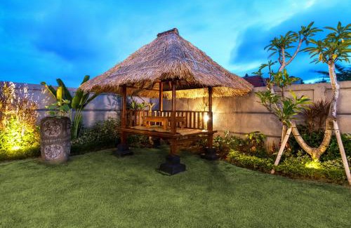 Batu Bolong House | La Sari Village