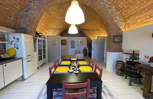 Empoli Apartment | "La Stalla", apartment