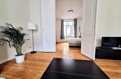 Upper Town Apartment | La Suite Alice
