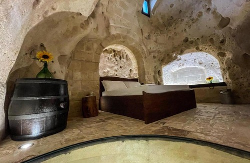 Sasso Caveoso House | La Suite Nella Roccia
