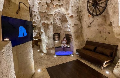 Sasso Caveoso House | La Suite Nella Roccia