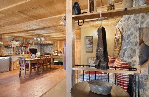Saint-Rhemy-en-Bosses Apartment | La Taverna dei Due Gufi