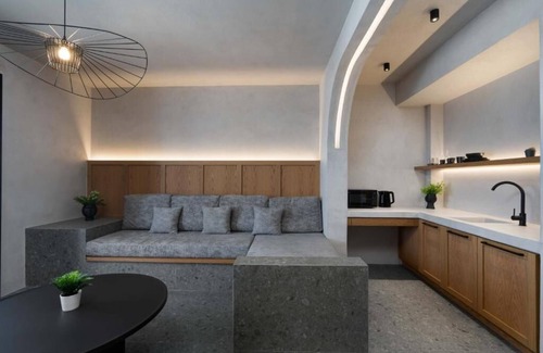 Pyrgos Apartment | La Torretta Suites & Spa