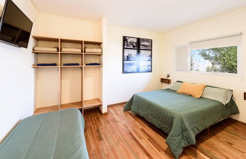 Puerto Madryn House | La Tosca Hostel