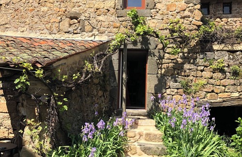 Saint-Barthelemy-Grozon House | La Treille Espace Intime, Dans Petit Hameau Rustique, Campagne Ardéchoise