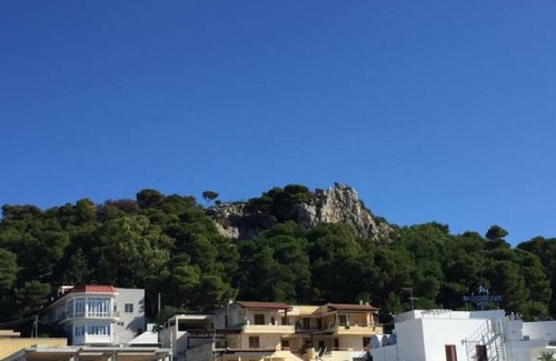 Lido Conchiglie Apartment | La Vela Apartment, 20 meters from the sea!