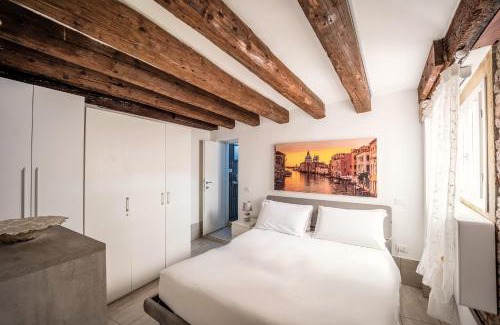 Castello Apartment | La Vida by Venicevillas