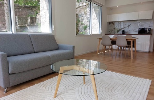 Rodez Apartment | La Villa Bompard 48m² Cœur de Ville Avec Terrasse
