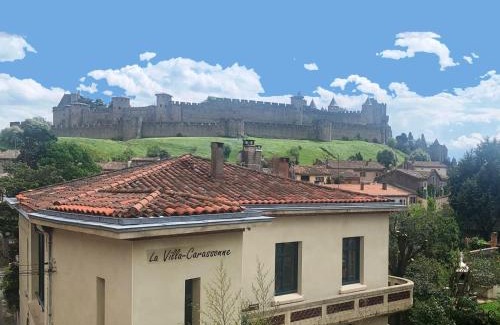 Carcassonne Bed & Breakfast | La Villa Carcassonne, Chambres d hôtes, B&B, face à la Cité Médiévale