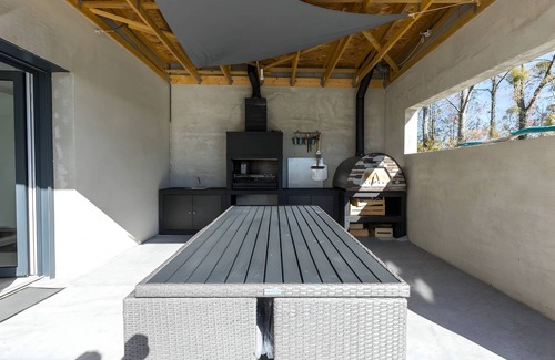 Yvre-l'Eveque Villa | La Villa Chandon - Piscine - 10p - Rêve au Mans
