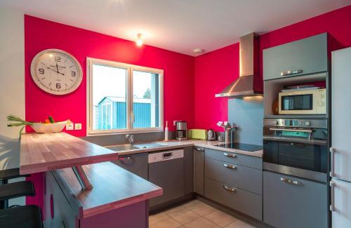 Fouesnant House | La Villa de l'Odet - 4 Chambres et parking privé