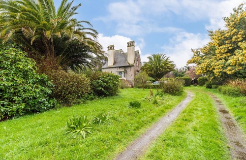 Plouguiel House | La Villa des Troënes - Proche des plages