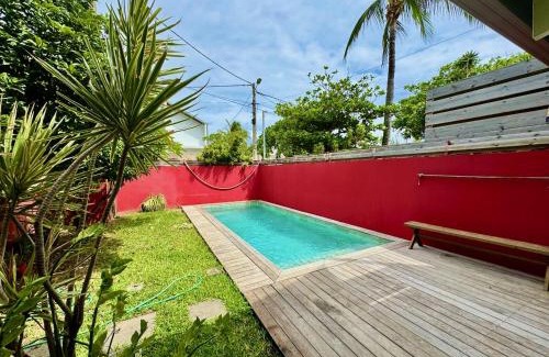 Grand Fond Villa | La Villa Libertalia avec piscine proche de la mer