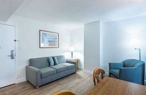 Northeast Virginia Beach Resort | Labor Day Week Special in Virginia Beach!
