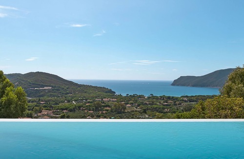 Lacona Apartment | Lacona - Villa di Sogno by Interhome