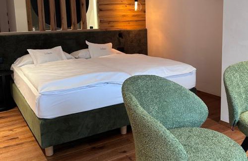 San Giovanni di Fassa Hotel | Ladinia Dolomites View - Adults Only