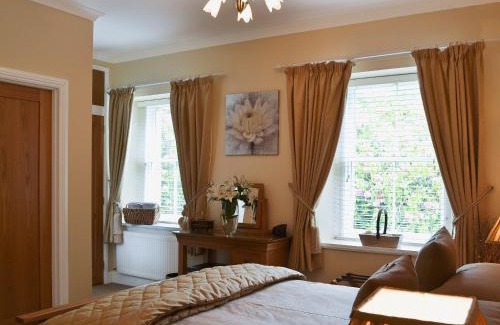 Scaniport House | Ladybird Cottage