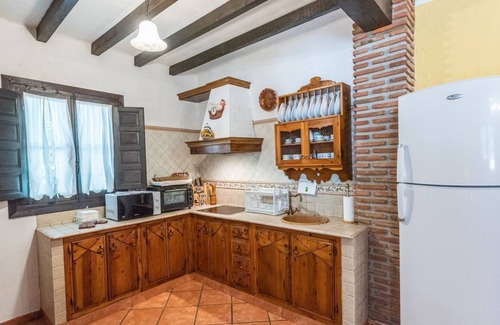 Malaga-Este Villa | Lagar Martínez Málaga by Ruralidays