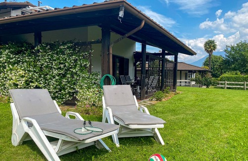 Domaso Apartment | Lago Lodge Claudia Beach Holiday Home