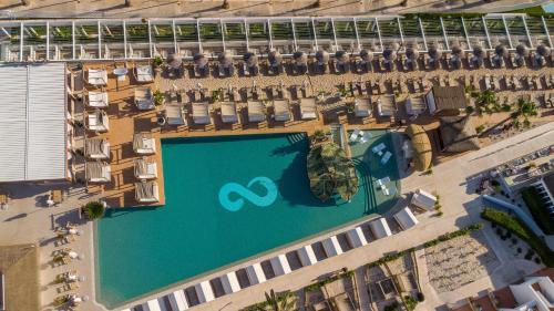 Cala'n Bosch Hotel | Lago Resort Menorca - Casas del Lago Adults Only