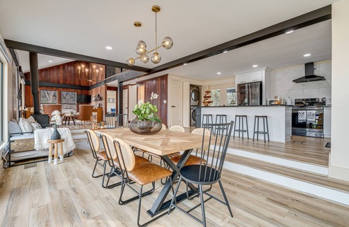 Waterford On Lake Travis House | Lago Vista Home w/Putting Green, Pool & Jacuzzi