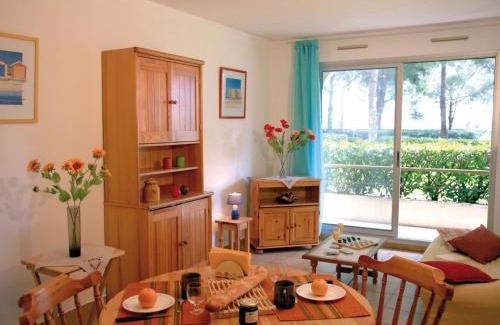 Mandelieu-La-Napoule Apartment | Lagrange Vacances Les Trois Rivières