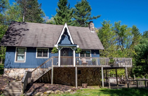 Sky Valley House | Lake access chalet with lots of community amenities!